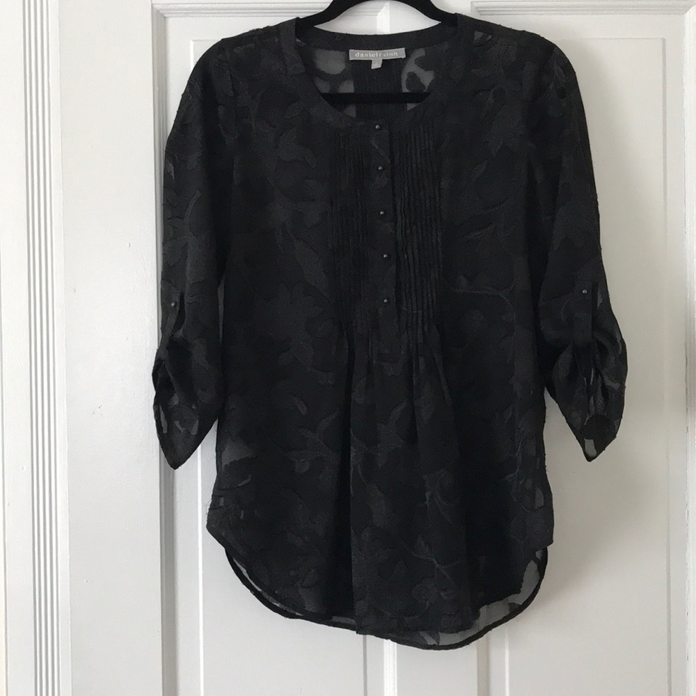 3/4 Sleeve Daniel Rainn Blouse Size Small